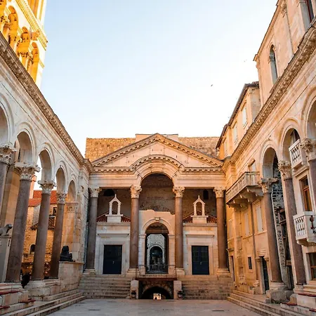 Mank1 City-center 公寓 *