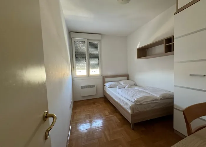 Mank1 City-center Apartment